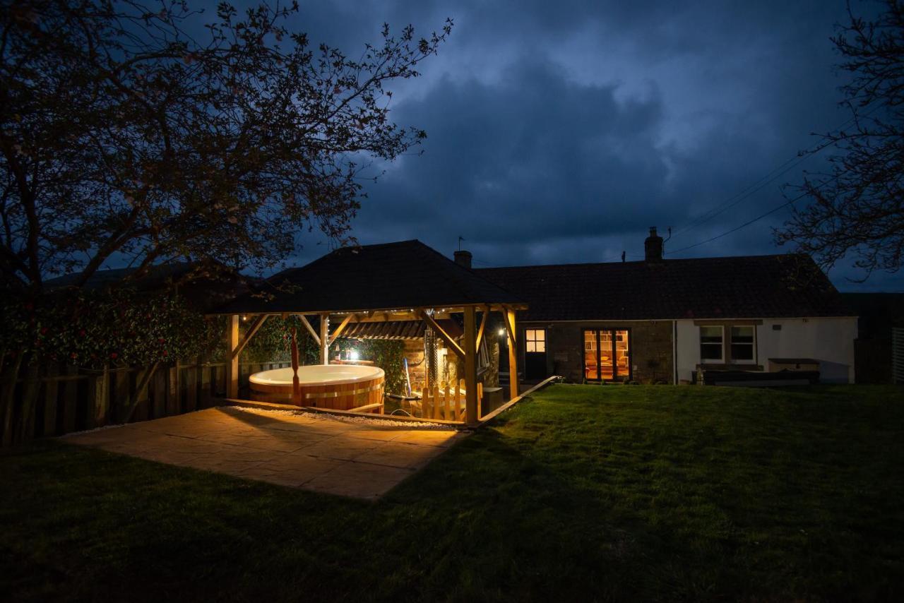 East Cottage * Wood Burning Hot Tub * Garden St Andrews Exterior photo